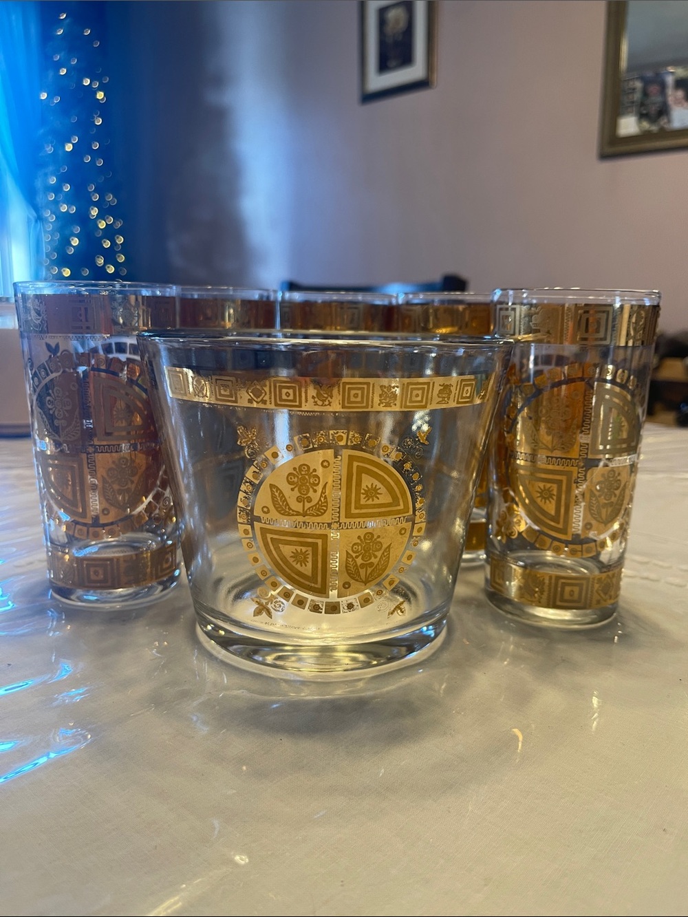 Culver glassware set is mid-century vintage barware